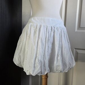 White eyelet bubble skirt elastic waistband 100% cotton Size XL NWT